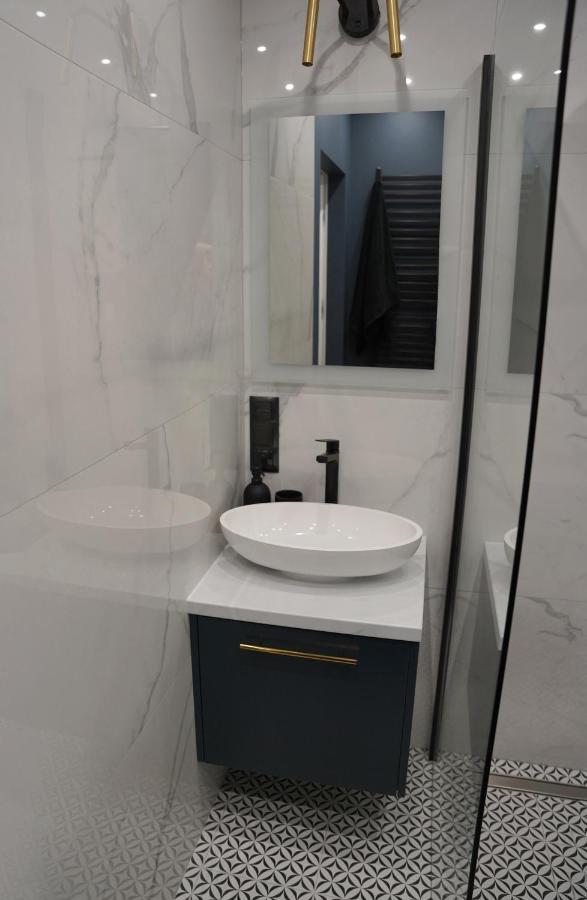 Apartamenty Metro Targowek 27 Warschau Exterior foto