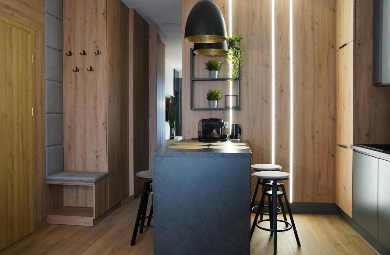 Apartamenty Metro Targowek 27 Warschau Exterior foto