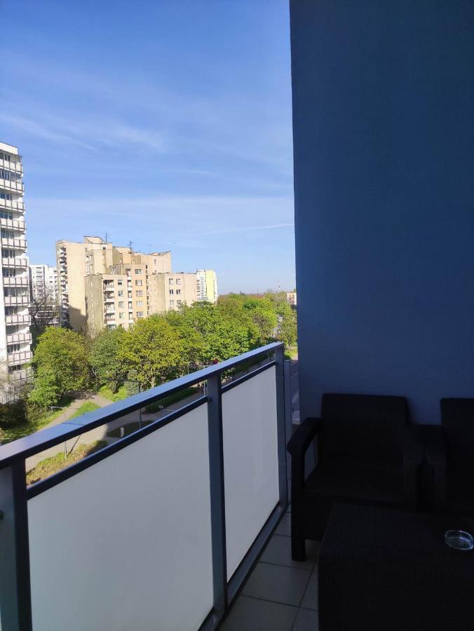Apartamenty Metro Targowek 27 Warschau Exterior foto