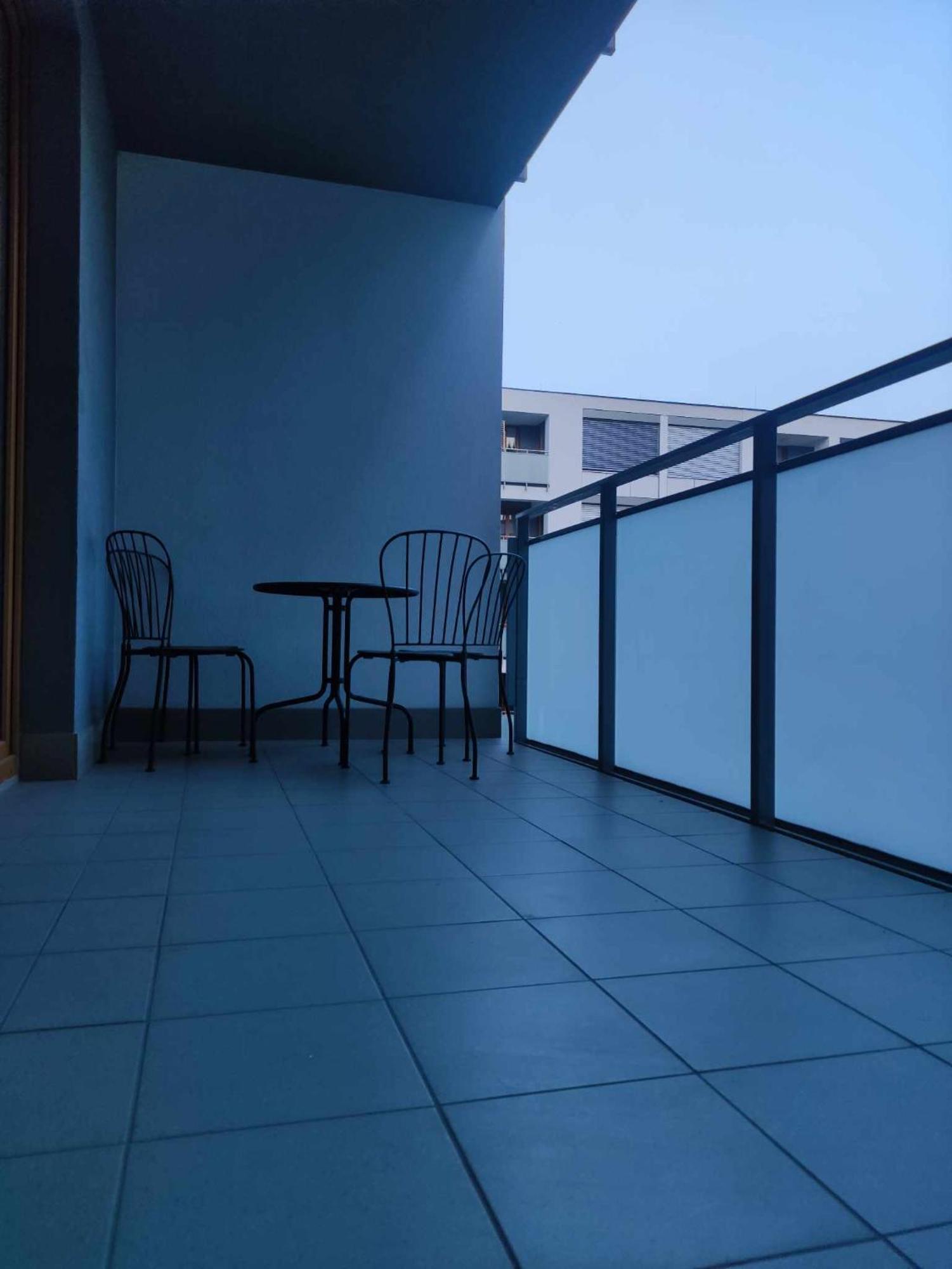 Apartamenty Metro Targowek 27 Warschau Exterior foto